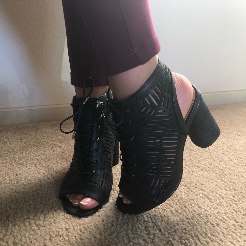 Sam Edelman Heels - Picture 5 of 6